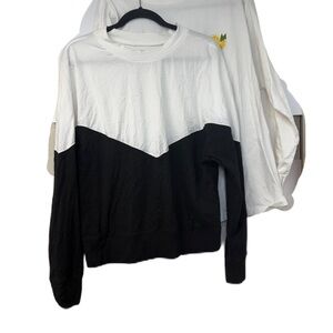 Chic Monochrome Colorblock & Lemon Squeeze long sleeve tee bundle